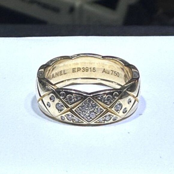 CHANEL Coco Crush Ring - 18k Yellow Gold With Diamonds - Size 6.5 - Picture 6 of 7